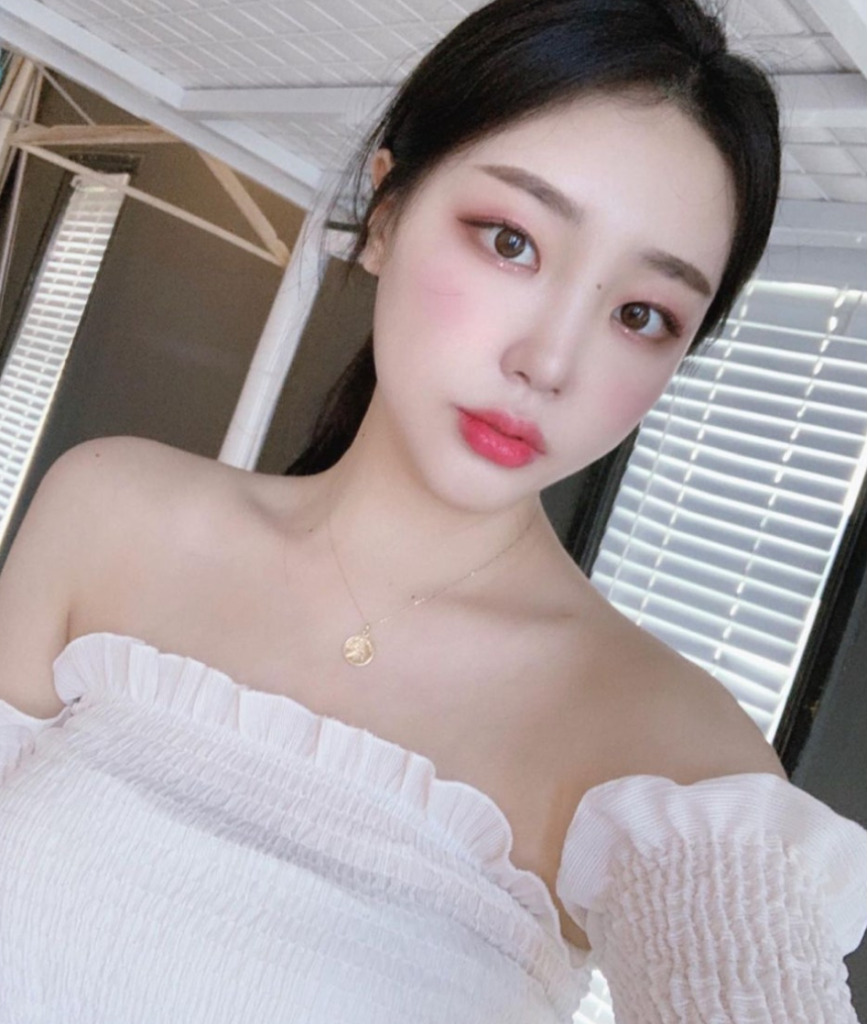 고혜지 상큼 메이크업 후 셀카 고혜지 상큼 메이크업 후 셀카